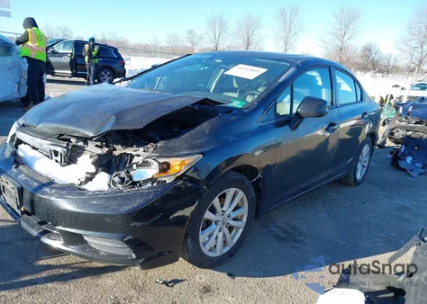 2012 Honda Civic z USA, uszkodzony, nr VIN 2H6FB2F93CH510558